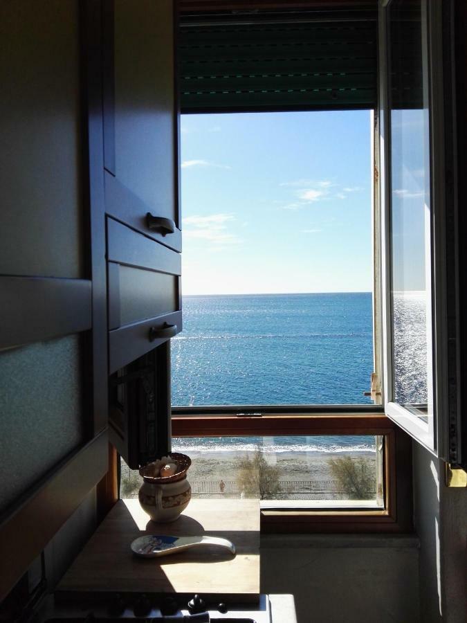 Casa Vista Mare Lejlighed Salerno Eksteriør billede